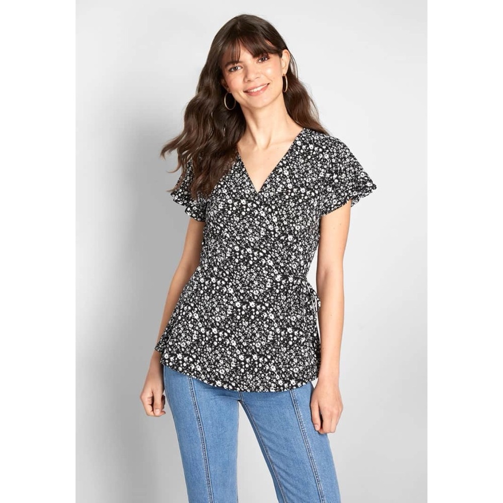 ModCloth Flutter and Flatter Wrap Top Ditsy Floral Black Blouse Boho Fall